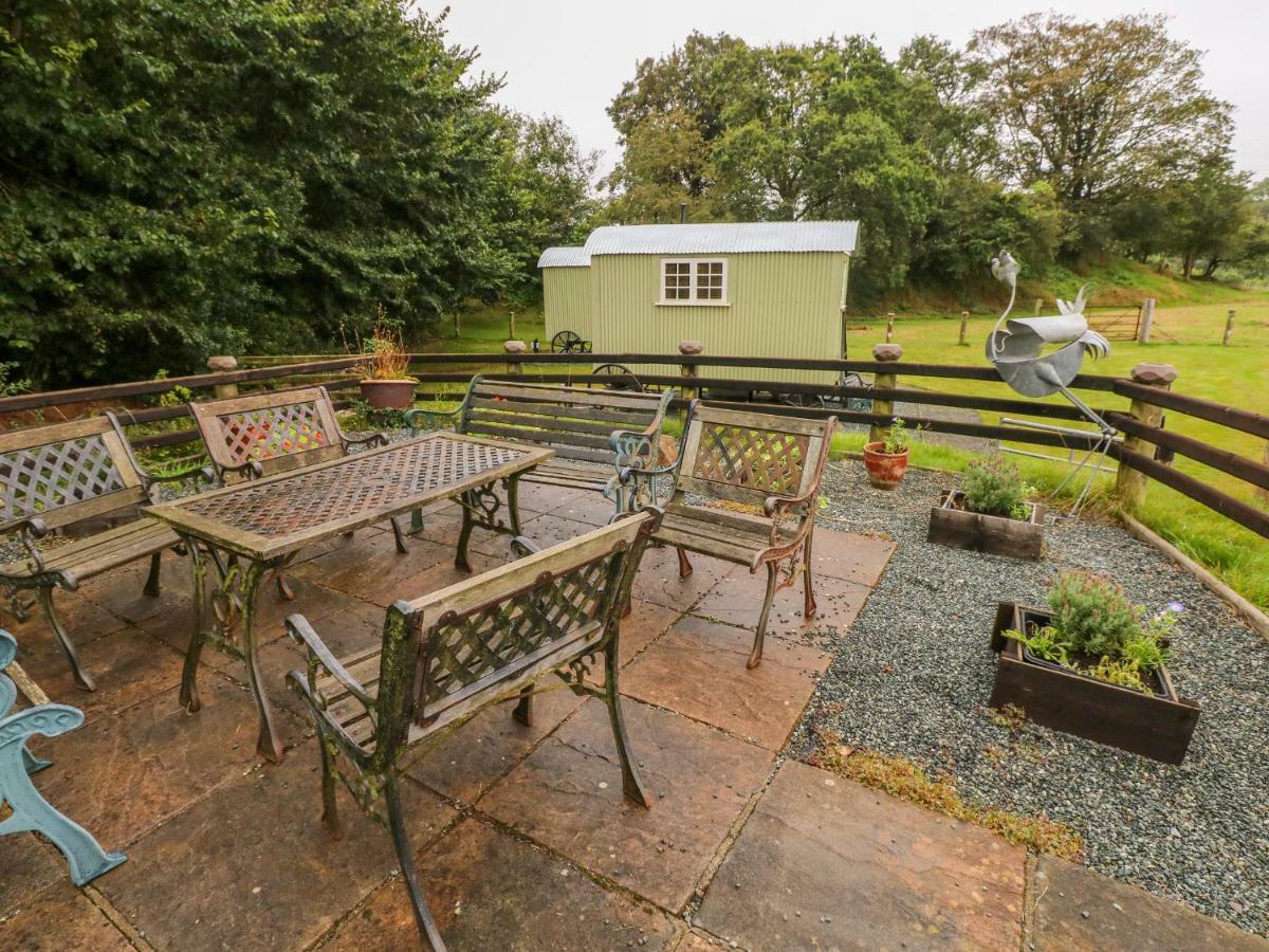 Shepherds Hut - The Crook Milford Haven Exterior foto